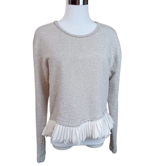 J. CREW Ruffled Sweatshirt M‎ Gray Cream Girly Preppy School Casual Boho Pleats - Picture 2 of 8